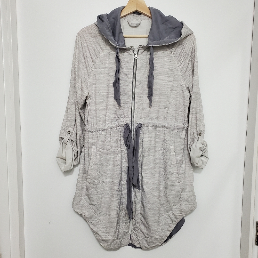 Lululemon 6 Vitality Baggy Jacket Light Grey Oversized Lightweight Windbreaker